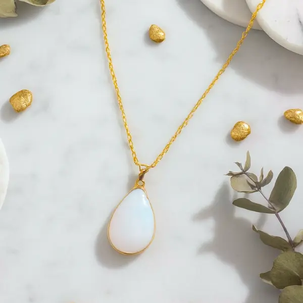 Dije Gota de Cuarzo Blanco