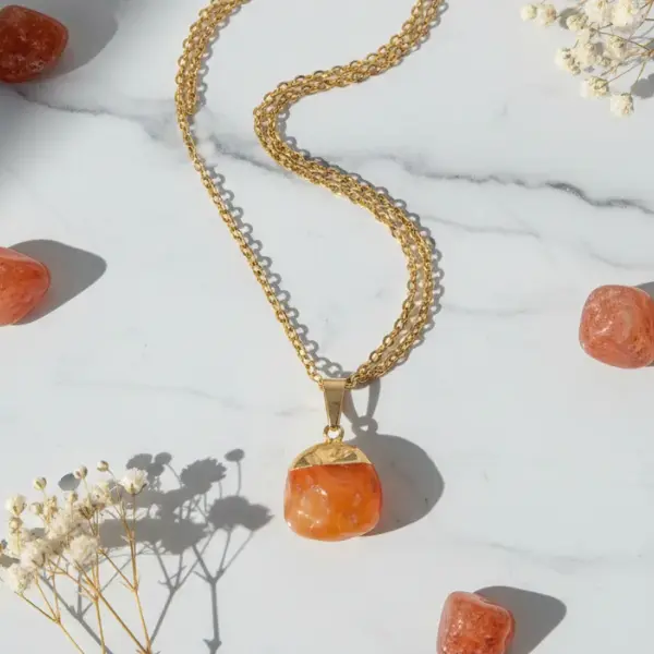 dije de cornalina dorada